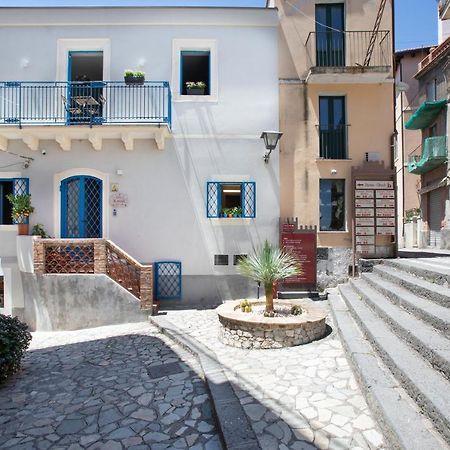 Casa Blandano B&B Кастелмола Екстериор снимка