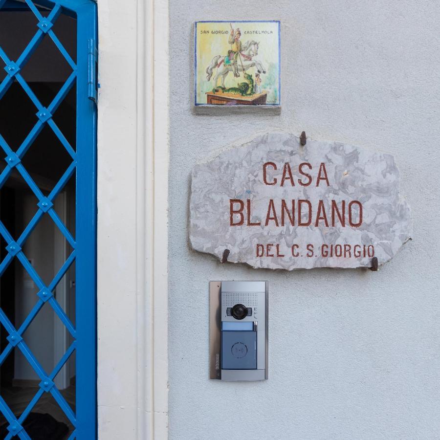 Casa Blandano B&B Кастелмола Екстериор снимка