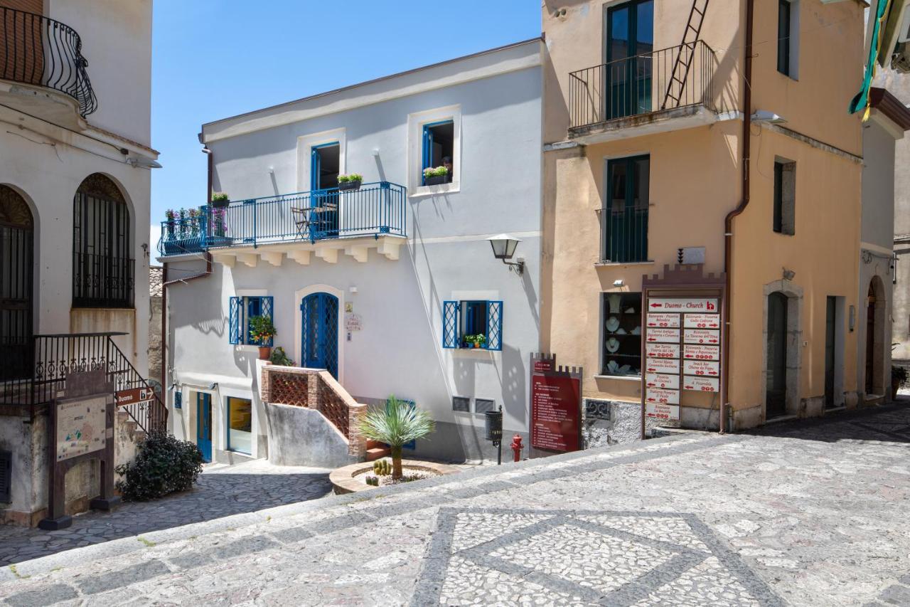 Casa Blandano B&B Кастелмола Екстериор снимка