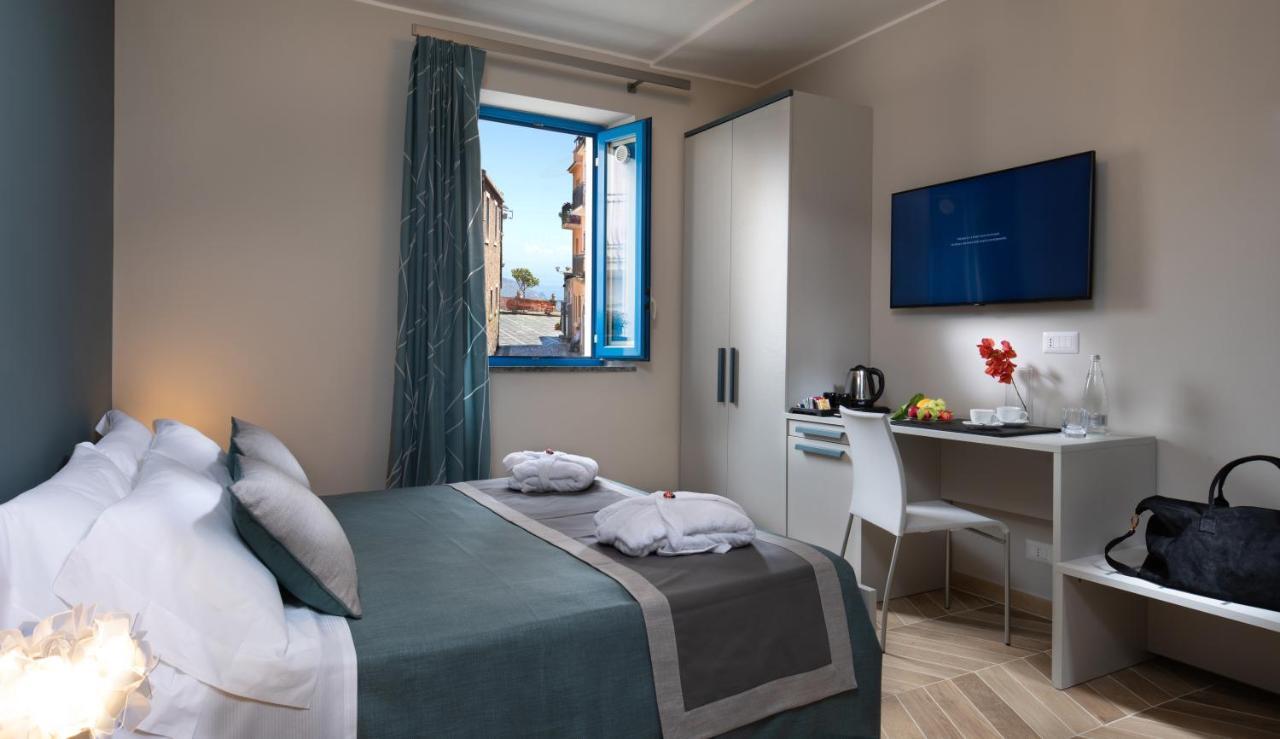 Casa Blandano B&B Кастелмола Екстериор снимка